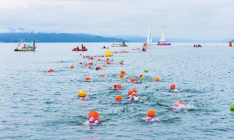 2025年抚仙湖铁人三项挑战赛举行
