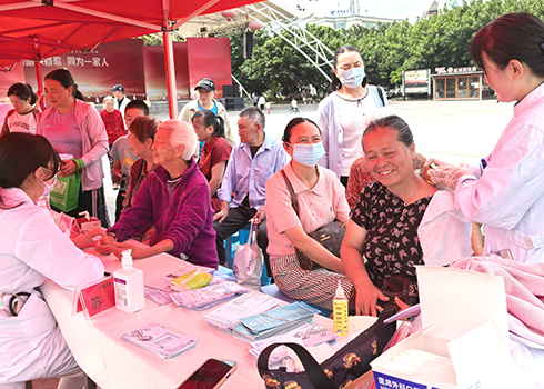 多家医院开展系列活动庆祝中国医师节