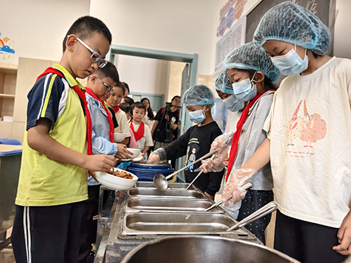 玉溪织密校园食品安全网.jpg 玉溪织密校园食品安全网.jpg
